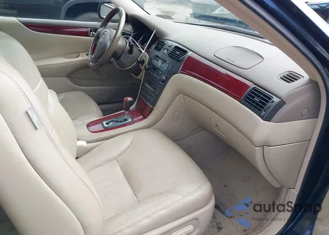 2004 Lexus Es 330 z USA, uszkodzony, nr VIN JTHBA30G145023931